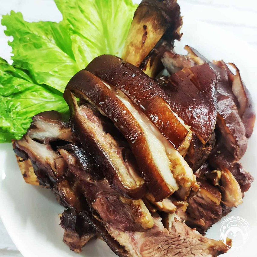 泰式滷水豬手(原隻切件)